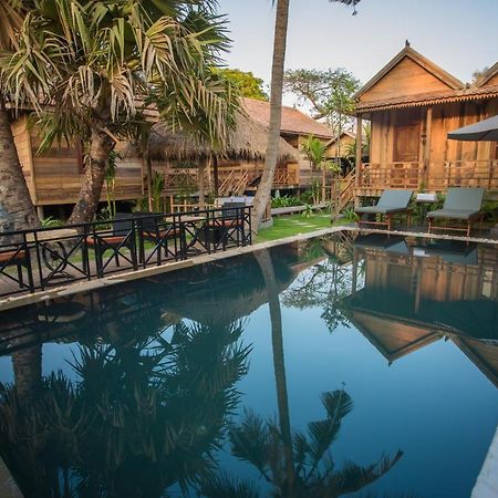 The Wood Family Retreat Hotel Phumi Trapeang Rung Ngoại thất bức ảnh