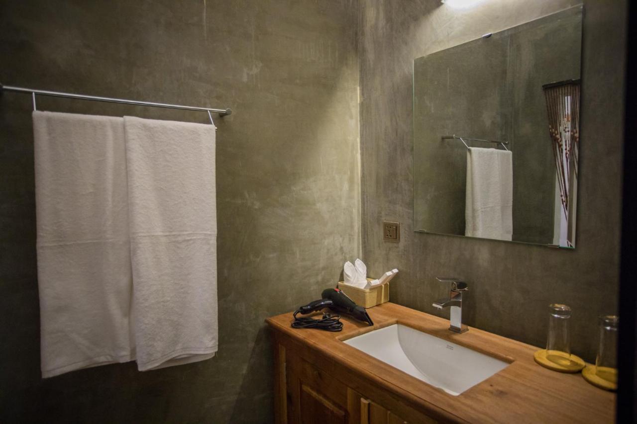 The Wood Family Retreat Hotel Phumi Trapeang Rung Ngoại thất bức ảnh