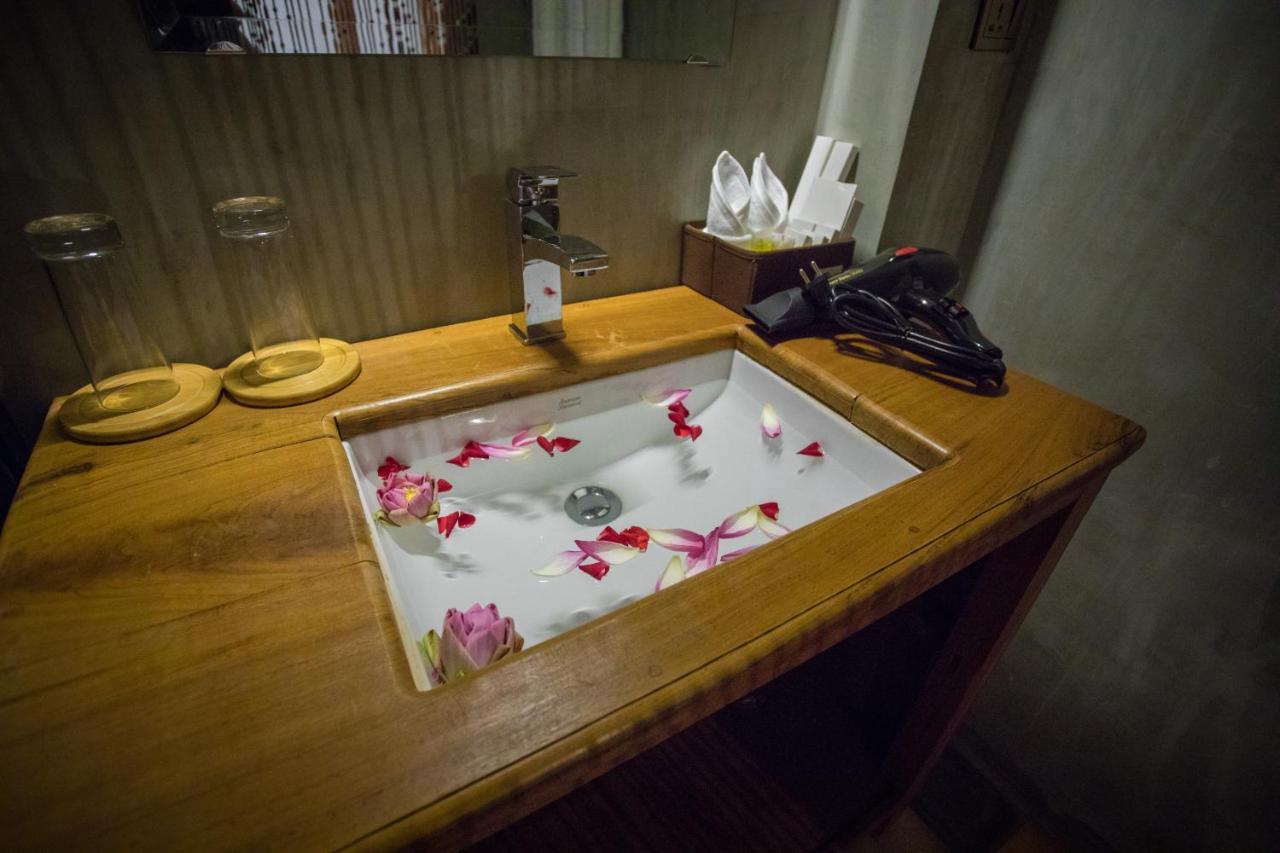 The Wood Family Retreat Hotel Phumi Trapeang Rung Ngoại thất bức ảnh