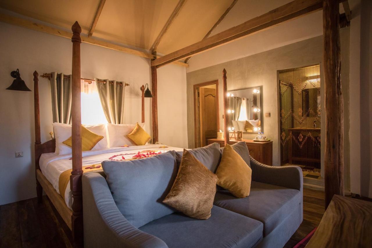 The Wood Family Retreat Hotel Phumi Trapeang Rung Ngoại thất bức ảnh